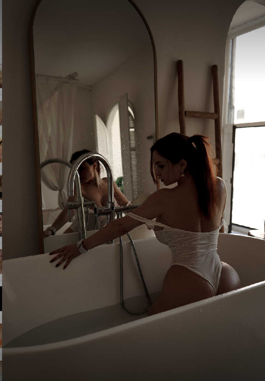 A playful frame from Miranda Faith nude — online in Makati