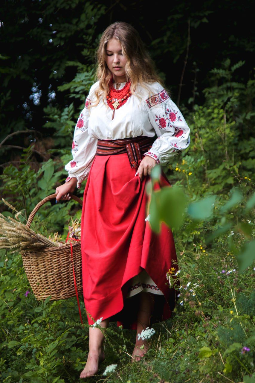 Slavic girls in Makati