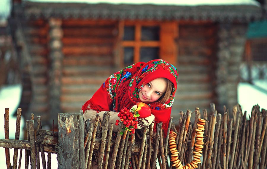 Sexy girl Women in Slavic costumes in Makati