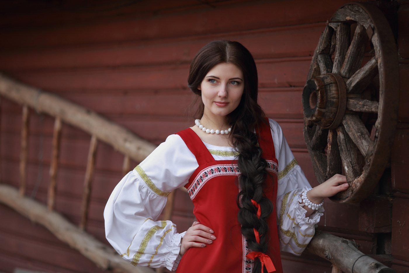 Girls in Slavic costumes in Makati